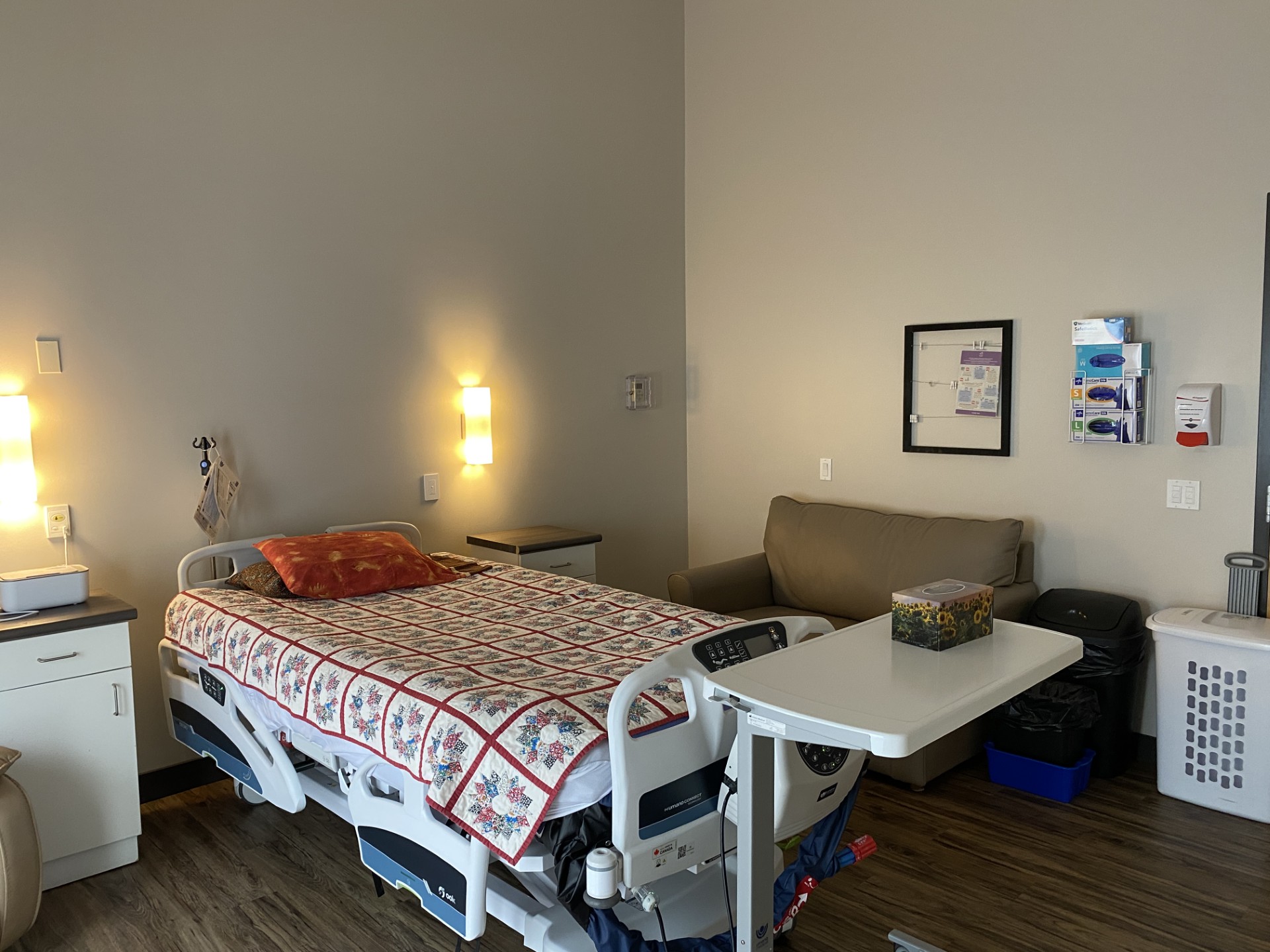 Resident Room with Band Playing